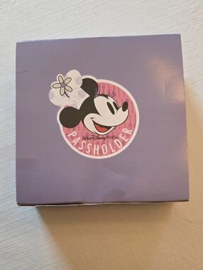 Walt Disney World Passholder Minnie Mouse Coaster Set